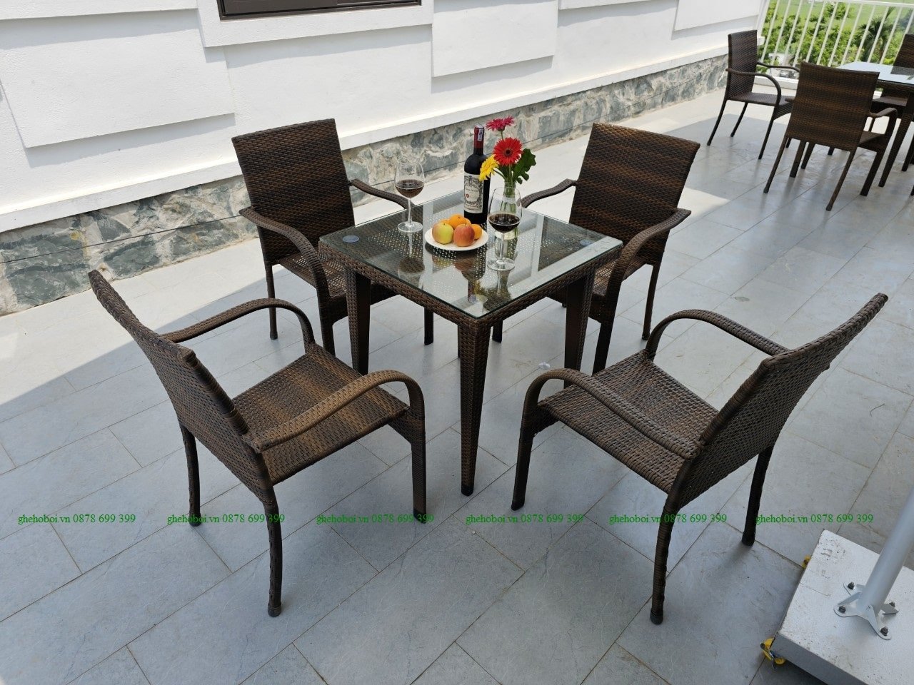 Ban-Ghe-An-May-Nhua-TL401.jpg Bàn Ghế Ăn Mây Nhựa TL401