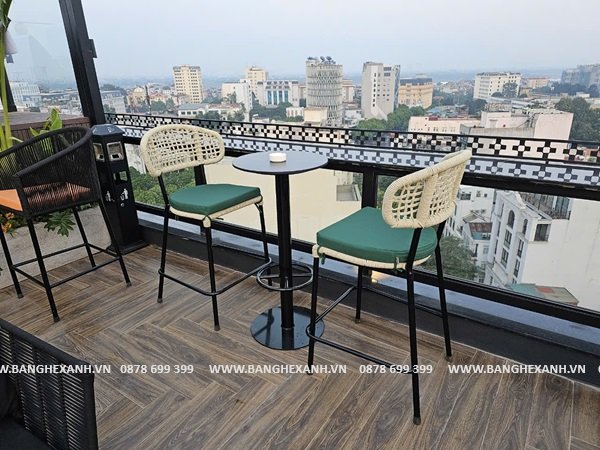 Ghe-Quay-Bar-Cao-Cap-Ngoai-Troi-TL219-02.jpg